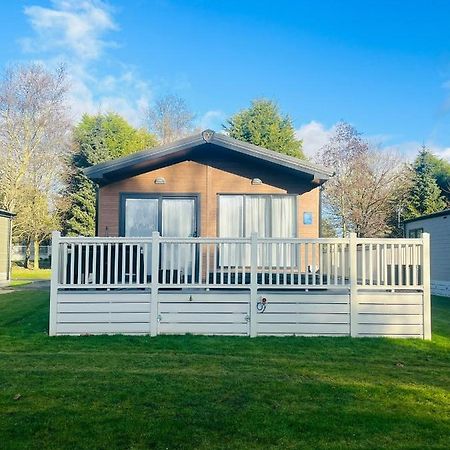 Bushmills Lodge With Hot Tub Thornton  Εξωτερικό φωτογραφία